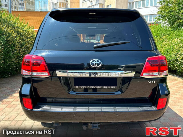 Черный Тойота Ленд Крузер, объемом двигателя 4.6 л и пробегом 310 тыс. км за 29999 $, фото 6 на Automoto.ua