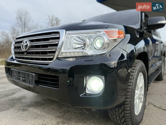 Черный Тойота Ленд Крузер, объемом двигателя 0 л и пробегом 219 тыс. км за 29600 $, фото 86 на Automoto.ua