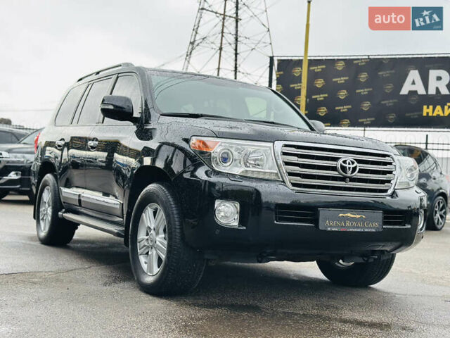 Черный Тойота Ленд Крузер, объемом двигателя 4.61 л и пробегом 197 тыс. км за 34500 $, фото 8 на Automoto.ua
