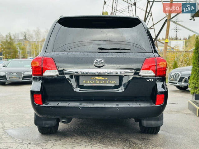Черный Тойота Ленд Крузер, объемом двигателя 4.61 л и пробегом 197 тыс. км за 34500 $, фото 10 на Automoto.ua