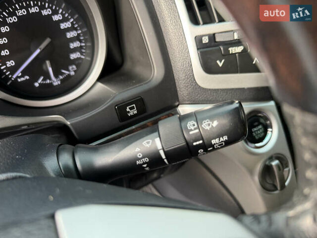 Черный Тойота Ленд Крузер, объемом двигателя 0 л и пробегом 219 тыс. км за 29600 $, фото 69 на Automoto.ua