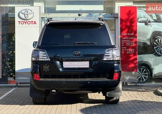 Черный Тойота Ленд Крузер, объемом двигателя 4.46 л и пробегом 268 тыс. км за 33900 $, фото 3 на Automoto.ua