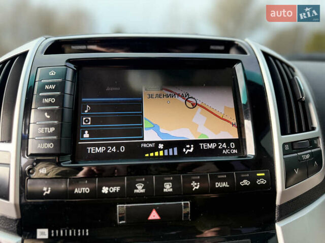 Черный Тойота Ленд Крузер, объемом двигателя 0 л и пробегом 219 тыс. км за 29600 $, фото 61 на Automoto.ua