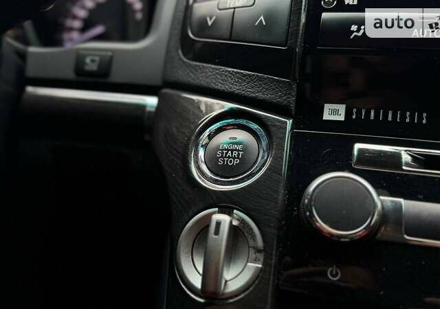 Черный Тойота Ленд Крузер, объемом двигателя 4.46 л и пробегом 268 тыс. км за 33900 $, фото 20 на Automoto.ua