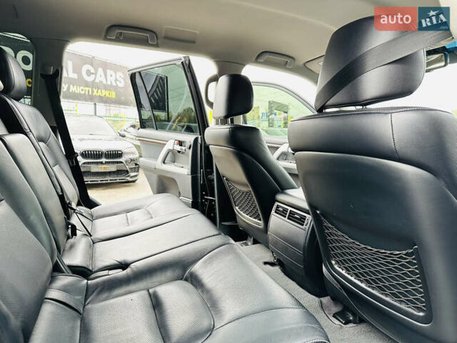 Черный Тойота Ленд Крузер, объемом двигателя 4.61 л и пробегом 197 тыс. км за 34500 $, фото 19 на Automoto.ua