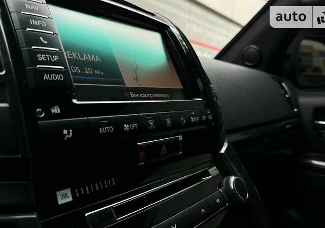 Черный Тойота Ленд Крузер, объемом двигателя 4.46 л и пробегом 268 тыс. км за 33900 $, фото 16 на Automoto.ua