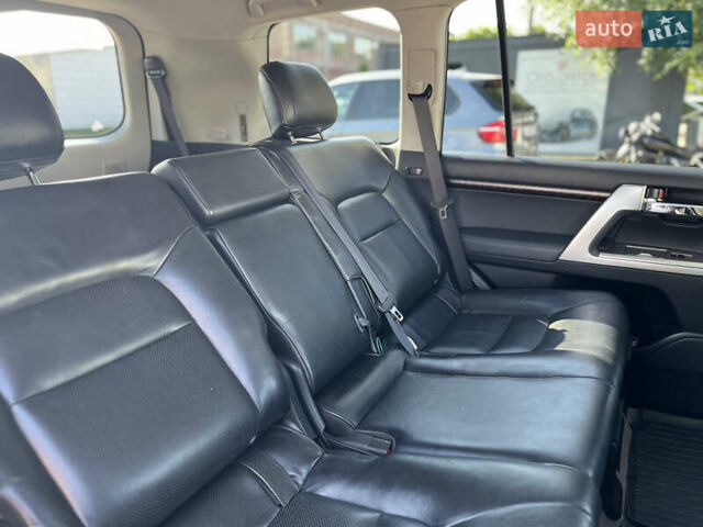 Черный Тойота Ленд Крузер, объемом двигателя 4.5 л и пробегом 60 тыс. км за 44000 $, фото 16 на Automoto.ua