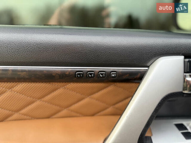 Черный Тойота Ленд Крузер, объемом двигателя 0 л и пробегом 219 тыс. км за 29600 $, фото 43 на Automoto.ua