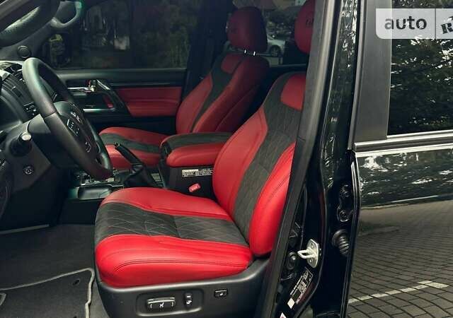 Черный Тойота Ленд Крузер, объемом двигателя 4.46 л и пробегом 268 тыс. км за 33900 $, фото 8 на Automoto.ua