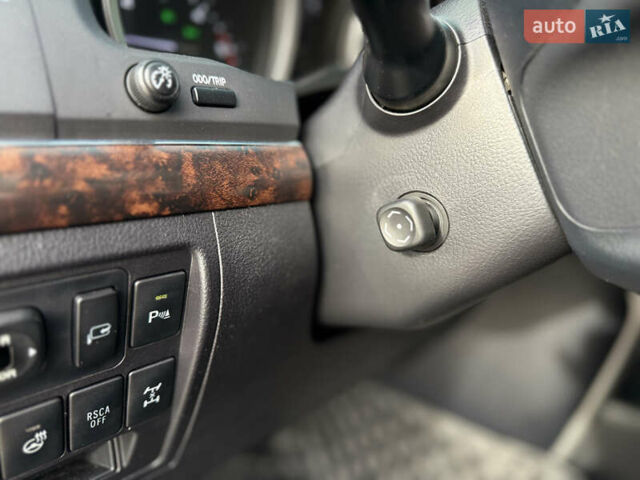 Черный Тойота Ленд Крузер, объемом двигателя 0 л и пробегом 219 тыс. км за 29600 $, фото 71 на Automoto.ua