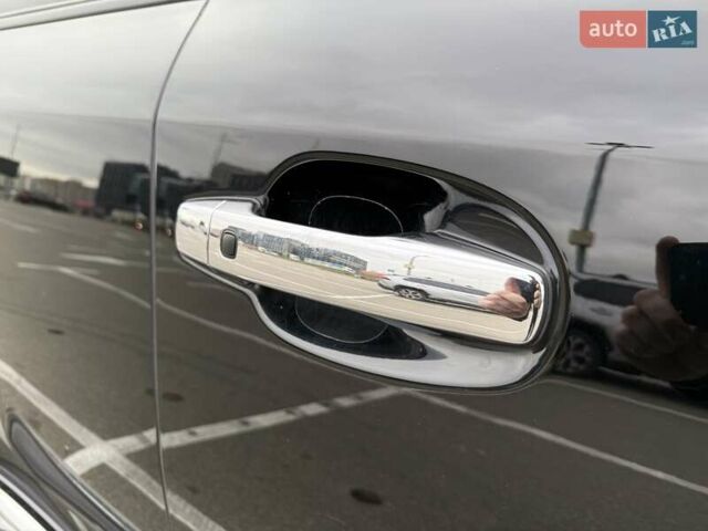 Черный Тойота Ленд Крузер, объемом двигателя 4.46 л и пробегом 300 тыс. км за 26300 $, фото 48 на Automoto.ua