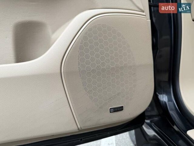 Черный Тойота Ленд Крузер, объемом двигателя 4.46 л и пробегом 300 тыс. км за 26300 $, фото 36 на Automoto.ua