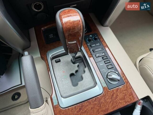 Черный Тойота Ленд Крузер, объемом двигателя 4.46 л и пробегом 300 тыс. км за 26300 $, фото 29 на Automoto.ua