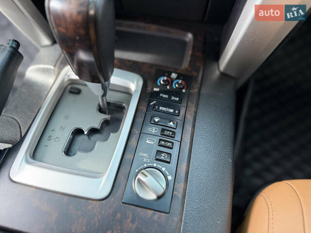 Черный Тойота Ленд Крузер, объемом двигателя 0 л и пробегом 219 тыс. км за 29600 $, фото 60 на Automoto.ua