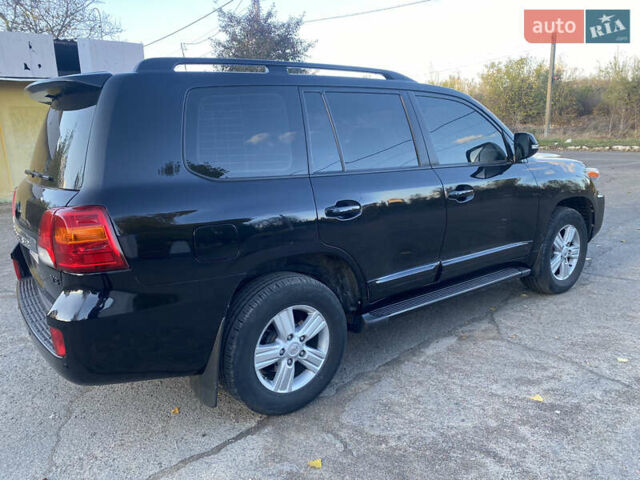 Черный Тойота Ленд Крузер, объемом двигателя 4.5 л и пробегом 197 тыс. км за 31000 $, фото 2 на Automoto.ua