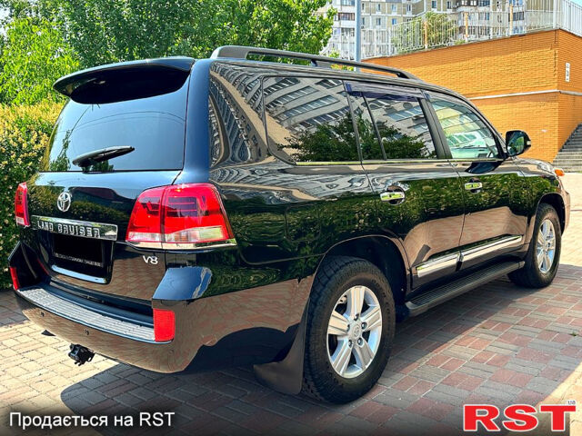 Черный Тойота Ленд Крузер, объемом двигателя 4.6 л и пробегом 310 тыс. км за 29999 $, фото 3 на Automoto.ua