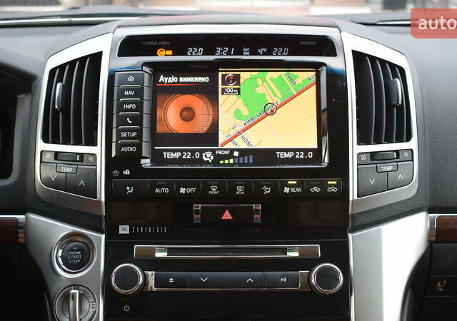 Черный Тойота Ленд Крузер, объемом двигателя 4.46 л и пробегом 155 тыс. км за 37600 $, фото 14 на Automoto.ua