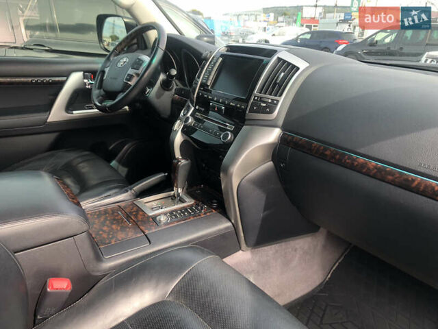 Чорний Тойота Ленд Крузер, об'ємом двигуна 4.5 л та пробігом 157 тис. км за 37500 $, фото 5 на Automoto.ua