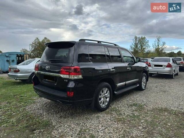 Черный Тойота Ленд Крузер, объемом двигателя 4.46 л и пробегом 200 тыс. км за 36500 $, фото 8 на Automoto.ua