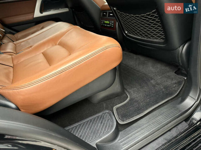 Черный Тойота Ленд Крузер, объемом двигателя 4.46 л и пробегом 350 тыс. км за 34800 $, фото 71 на Automoto.ua