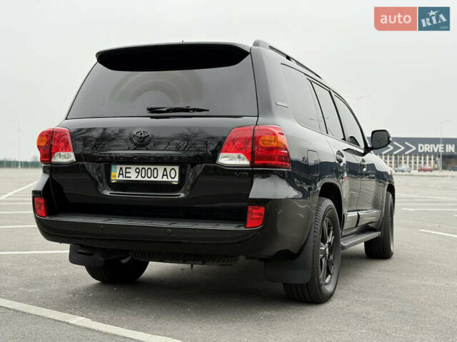 Черный Тойота Ленд Крузер, объемом двигателя 4.46 л и пробегом 160 тыс. км за 39700 $, фото 7 на Automoto.ua