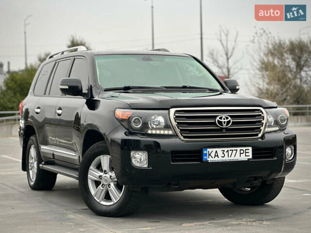 Черный Тойота Ленд Крузер, объемом двигателя 4.46 л и пробегом 350 тыс. км за 34800 $, фото 6 на Automoto.ua