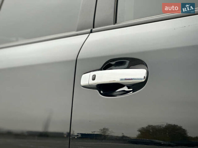 Черный Тойота Ленд Крузер, объемом двигателя 4.46 л и пробегом 350 тыс. км за 34800 $, фото 24 на Automoto.ua