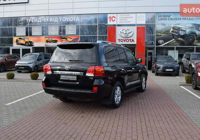 Черный Тойота Ленд Крузер, объемом двигателя 4.46 л и пробегом 155 тыс. км за 37600 $, фото 16 на Automoto.ua