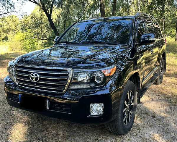 Черный Тойота Ленд Крузер, объемом двигателя 4.46 л и пробегом 258 тыс. км за 35500 $, фото 8 на Automoto.ua
