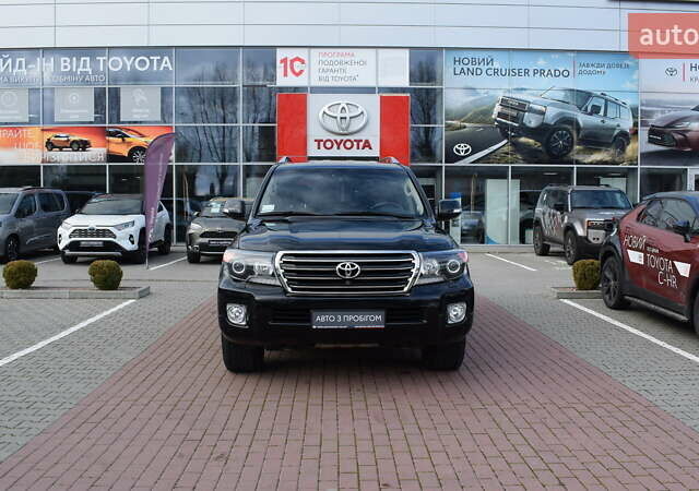 Черный Тойота Ленд Крузер, объемом двигателя 4.46 л и пробегом 155 тыс. км за 37600 $, фото 4 на Automoto.ua