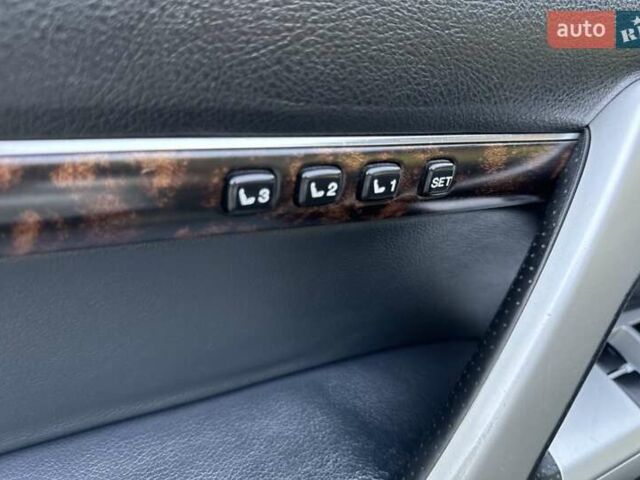 Чорний Тойота Ленд Крузер, об'ємом двигуна 4.5 л та пробігом 281 тис. км за 36000 $, фото 26 на Automoto.ua