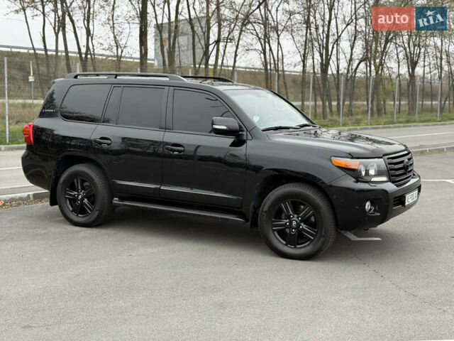 Черный Тойота Ленд Крузер, объемом двигателя 4.46 л и пробегом 160 тыс. км за 39700 $, фото 6 на Automoto.ua