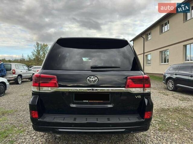 Черный Тойота Ленд Крузер, объемом двигателя 4.46 л и пробегом 200 тыс. км за 36500 $, фото 7 на Automoto.ua