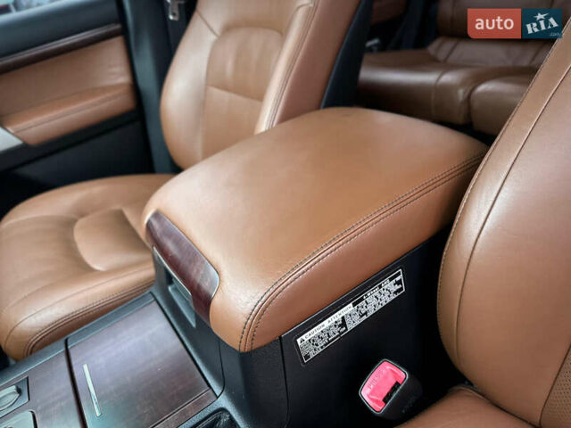 Черный Тойота Ленд Крузер, объемом двигателя 4.46 л и пробегом 350 тыс. км за 34800 $, фото 50 на Automoto.ua