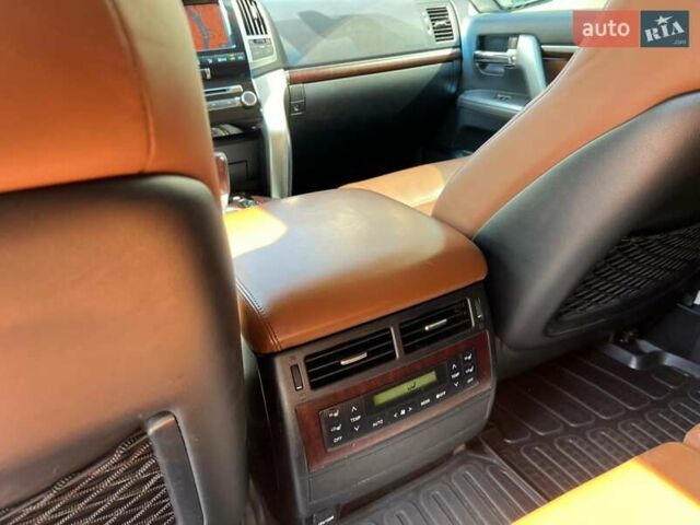 Черный Тойота Ленд Крузер, объемом двигателя 4.5 л и пробегом 175 тыс. км за 39000 $, фото 15 на Automoto.ua