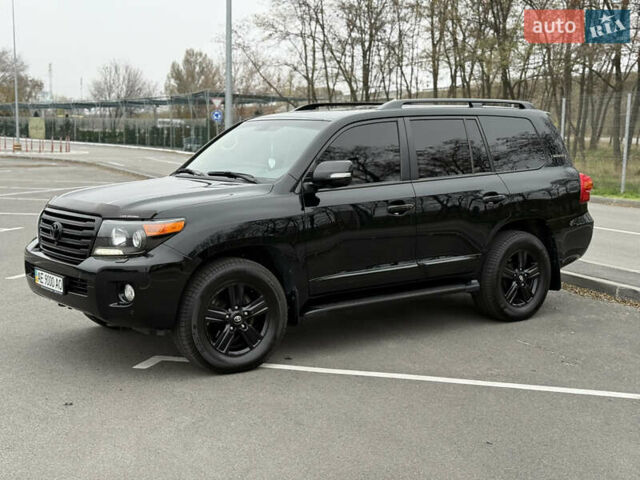 Черный Тойота Ленд Крузер, объемом двигателя 4.46 л и пробегом 160 тыс. км за 39700 $, фото 2 на Automoto.ua