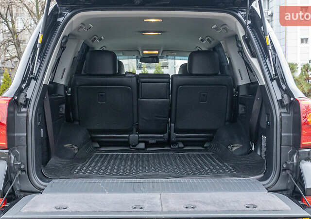 Черный Тойота Ленд Крузер, объемом двигателя 4.46 л и пробегом 93 тыс. км за 40000 $, фото 17 на Automoto.ua