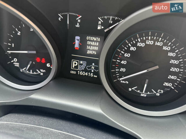 Черный Тойота Ленд Крузер, объемом двигателя 4.46 л и пробегом 160 тыс. км за 39700 $, фото 17 на Automoto.ua