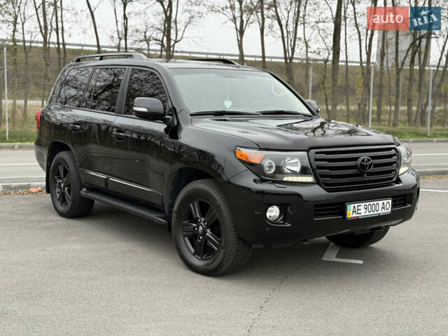Черный Тойота Ленд Крузер, объемом двигателя 4.46 л и пробегом 160 тыс. км за 39700 $, фото 4 на Automoto.ua