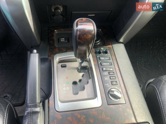 Чорний Тойота Ленд Крузер, об'ємом двигуна 4.5 л та пробігом 157 тис. км за 37500 $, фото 13 на Automoto.ua