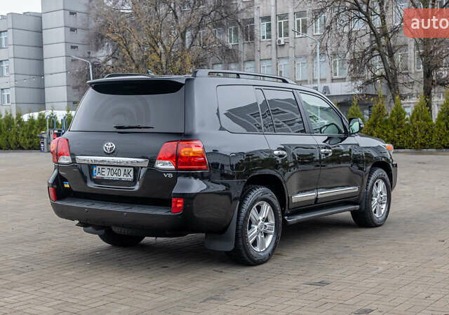 Черный Тойота Ленд Крузер, объемом двигателя 4.46 л и пробегом 93 тыс. км за 40000 $, фото 2 на Automoto.ua