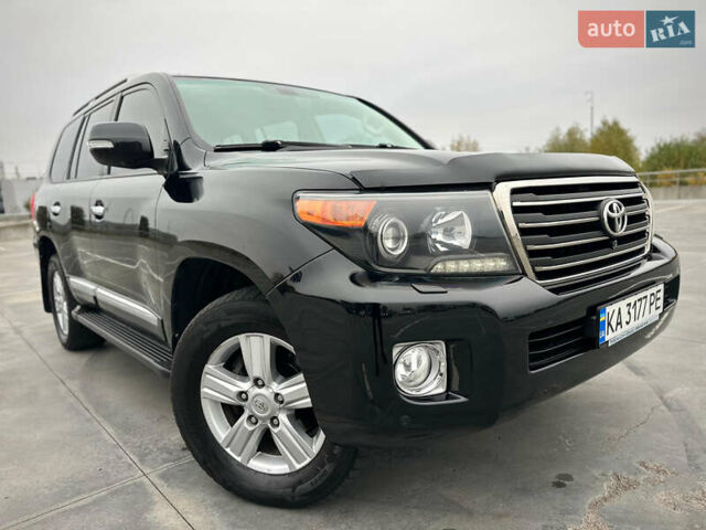 Черный Тойота Ленд Крузер, объемом двигателя 4.46 л и пробегом 350 тыс. км за 34800 $, фото 4 на Automoto.ua
