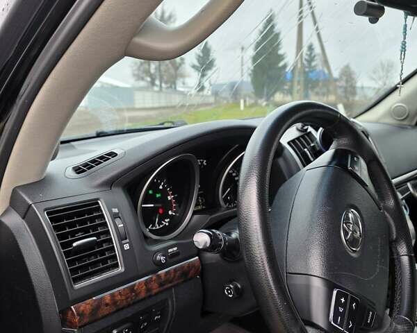 Чорний Тойота Ленд Крузер, об'ємом двигуна 4.5 л та пробігом 450 тис. км за 26500 $, фото 7 на Automoto.ua