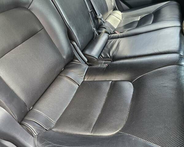 Черный Тойота Ленд Крузер, объемом двигателя 4.46 л и пробегом 246 тыс. км за 33500 $, фото 10 на Automoto.ua