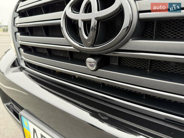 Черный Тойота Ленд Крузер, объемом двигателя 4.46 л и пробегом 160 тыс. км за 39700 $, фото 27 на Automoto.ua