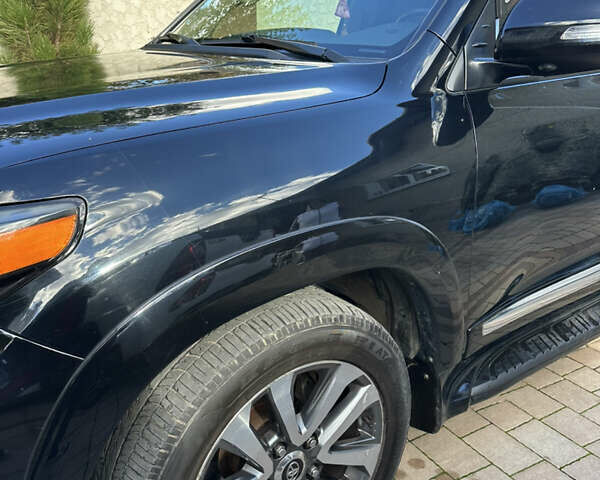 Черный Тойота Ленд Крузер, объемом двигателя 0 л и пробегом 269 тыс. км за 42000 $, фото 3 на Automoto.ua