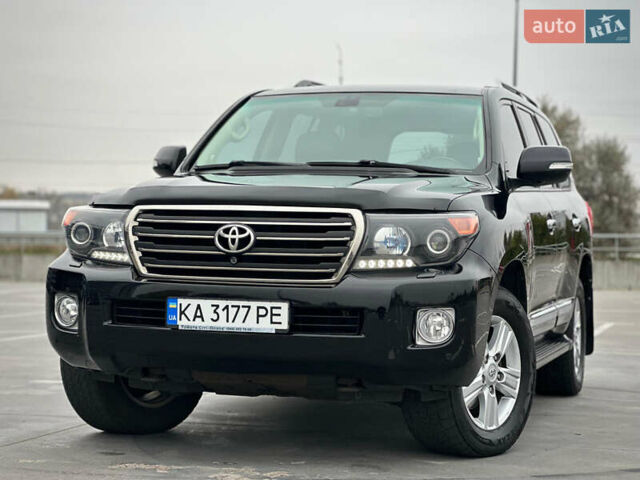 Черный Тойота Ленд Крузер, объемом двигателя 4.46 л и пробегом 350 тыс. км за 34800 $, фото 21 на Automoto.ua