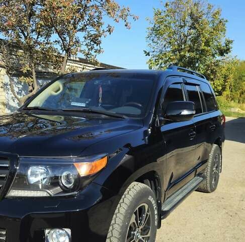 Черный Тойота Ленд Крузер, объемом двигателя 4.5 л и пробегом 175 тыс. км за 39000 $, фото 3 на Automoto.ua