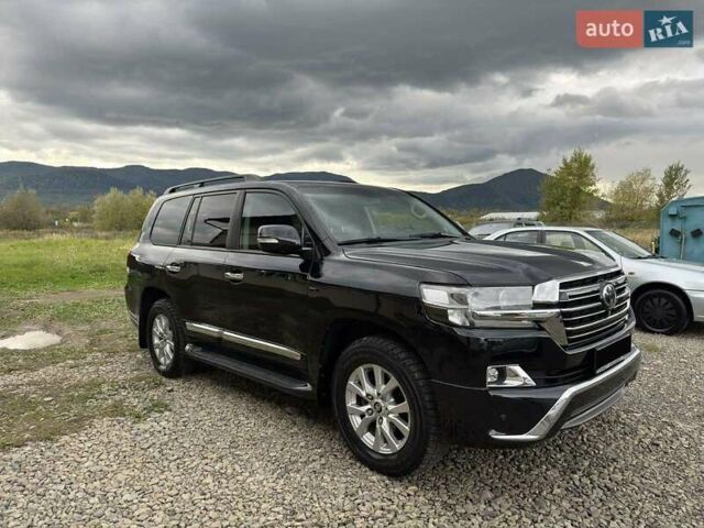 Черный Тойота Ленд Крузер, объемом двигателя 4.46 л и пробегом 200 тыс. км за 36500 $, фото 10 на Automoto.ua