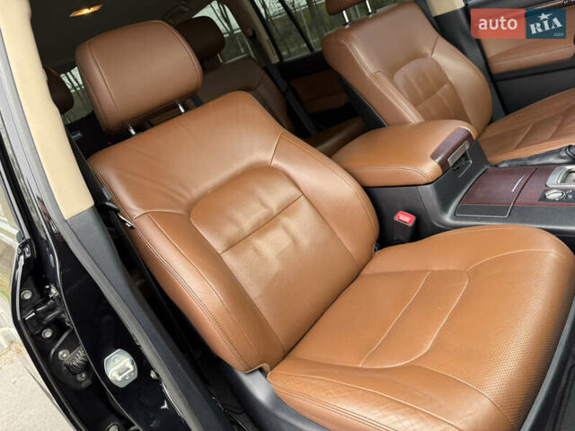 Черный Тойота Ленд Крузер, объемом двигателя 4.46 л и пробегом 160 тыс. км за 39700 $, фото 12 на Automoto.ua